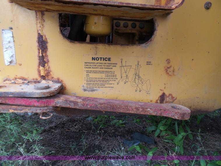 image for item J4820 2004 Caterpillar 924G wheel loader