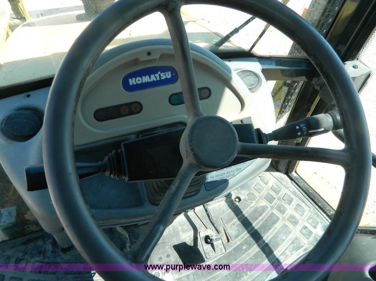 image for item J5097 2006 Komatsu WB140-2N backhoe