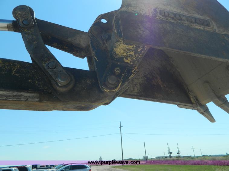 image for item J5097 2006 Komatsu WB140-2N backhoe