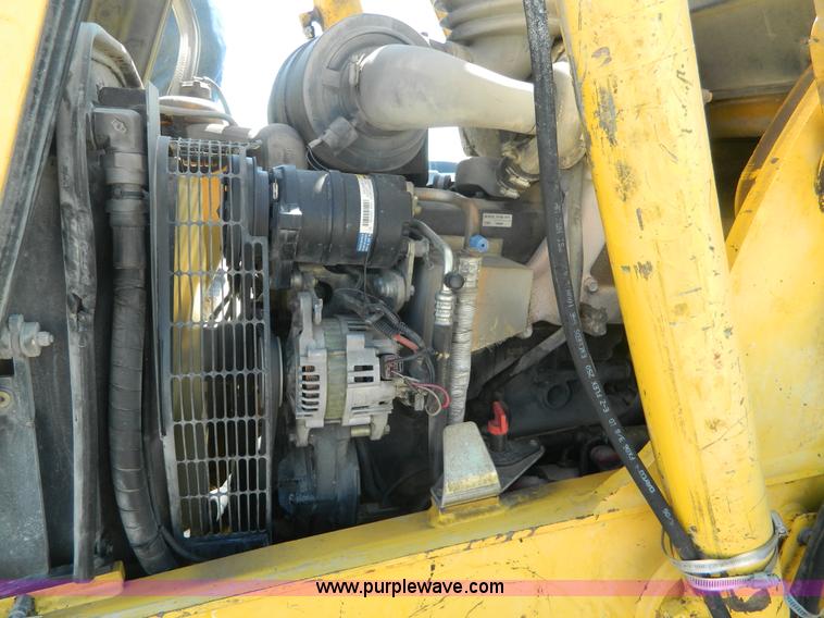 image for item J5097 2006 Komatsu WB140-2N backhoe