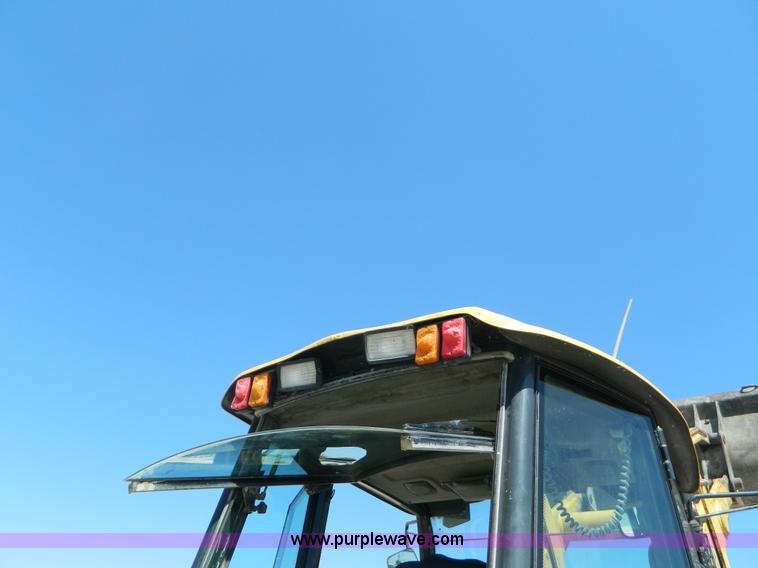 image for item J5097 2006 Komatsu WB140-2N backhoe