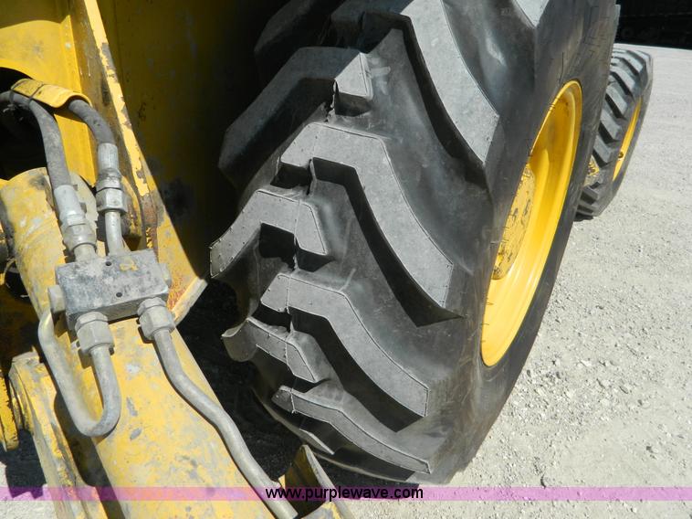 image for item J5097 2006 Komatsu WB140-2N backhoe
