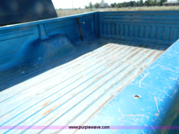 image for item J5101 1995 Ford F150 SuperCab pickup truck