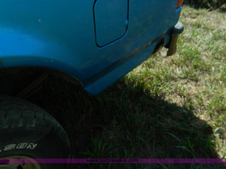 image for item J5101 1995 Ford F150 SuperCab pickup truck