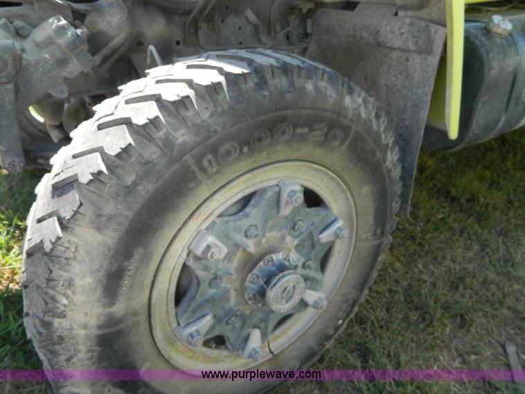 image for item J5102 1979 International 1824 fire truck