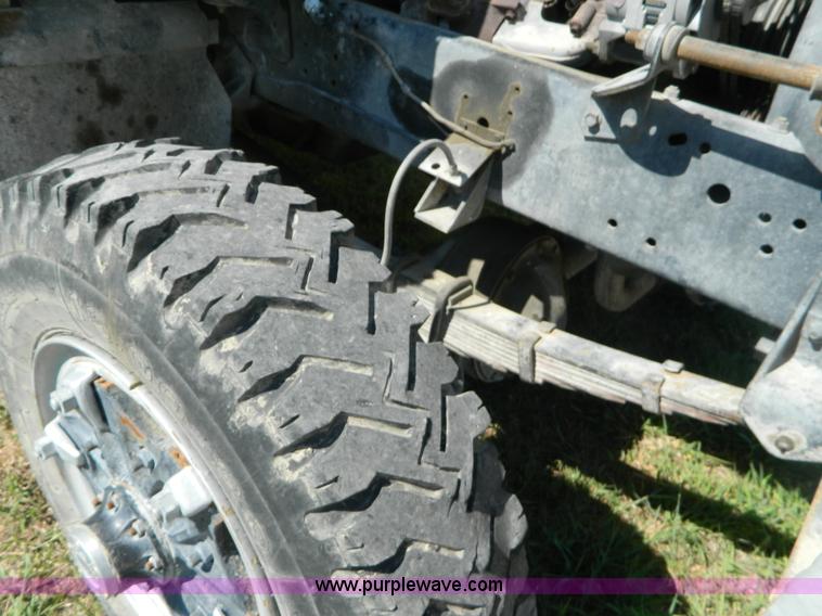 image for item J5102 1979 International 1824 fire truck