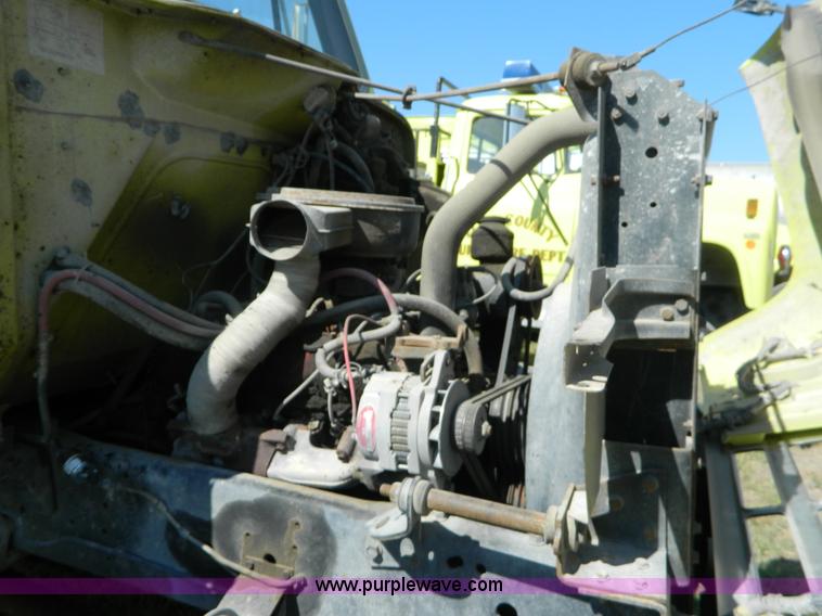 image for item J5102 1979 International 1824 fire truck