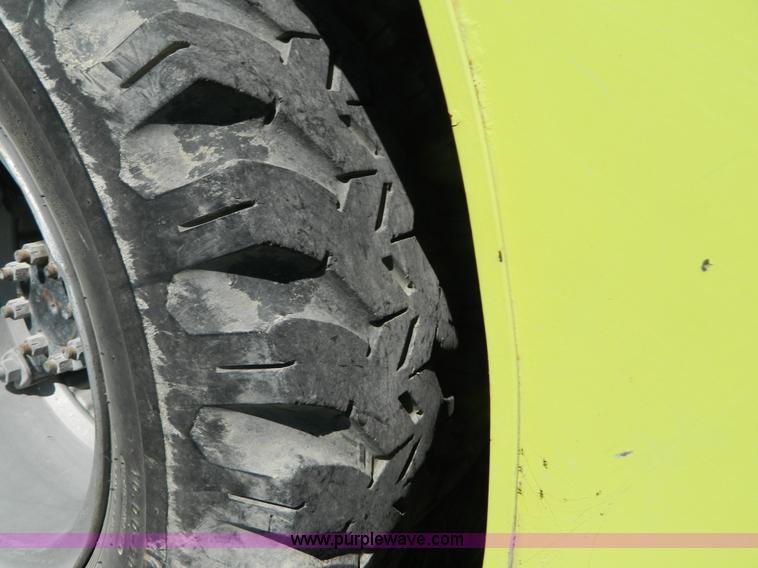 image for item J5102 1979 International 1824 fire truck