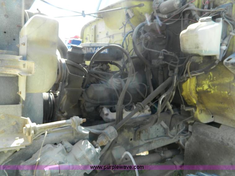 image for item J5102 1979 International 1824 fire truck