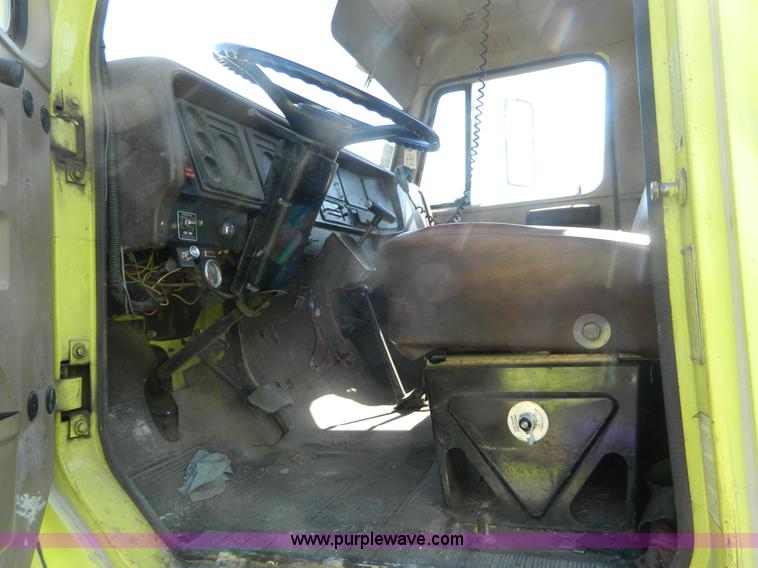 image for item J5102 1979 International 1824 fire truck