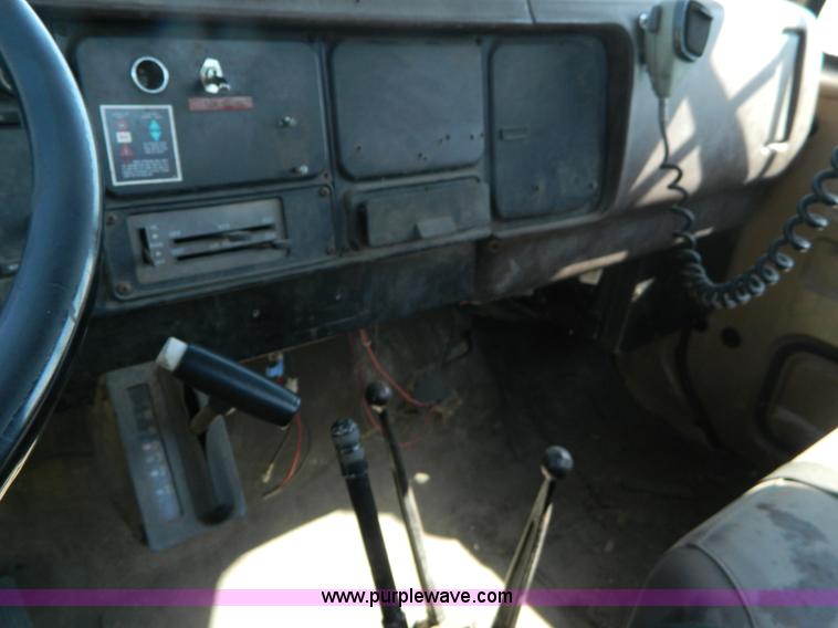 image for item J5102 1979 International 1824 fire truck