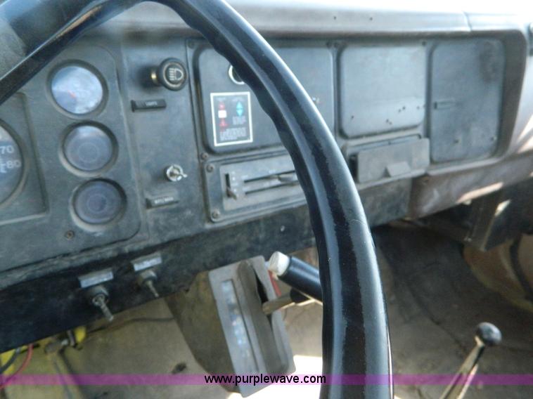 image for item J5102 1979 International 1824 fire truck