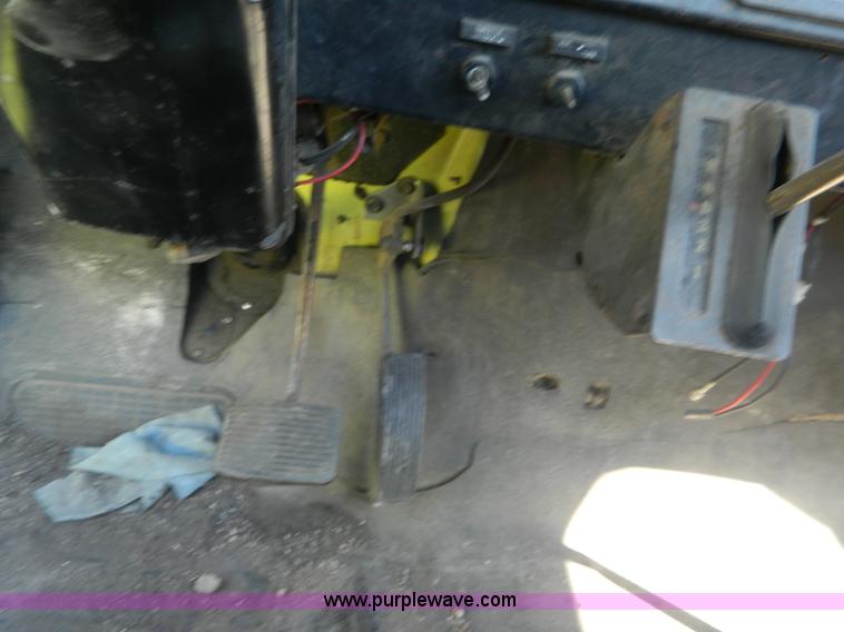 image for item J5102 1979 International 1824 fire truck