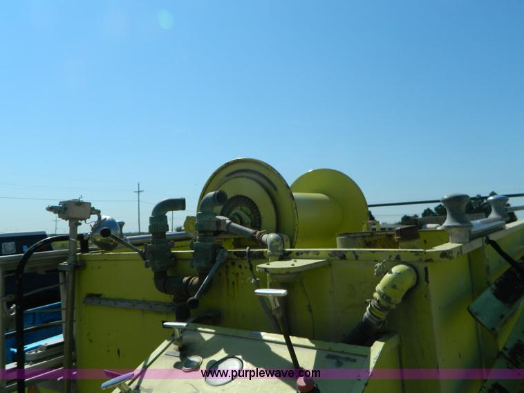 image for item J5102 1979 International 1824 fire truck