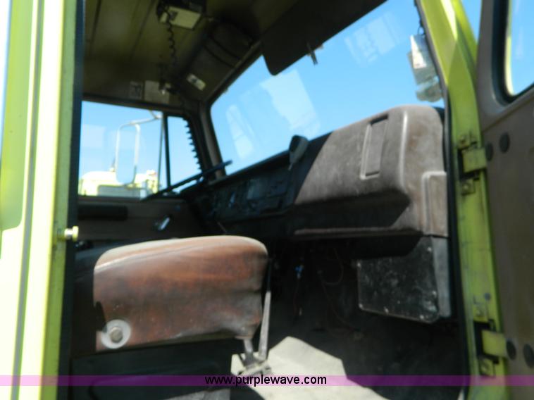 image for item J5102 1979 International 1824 fire truck