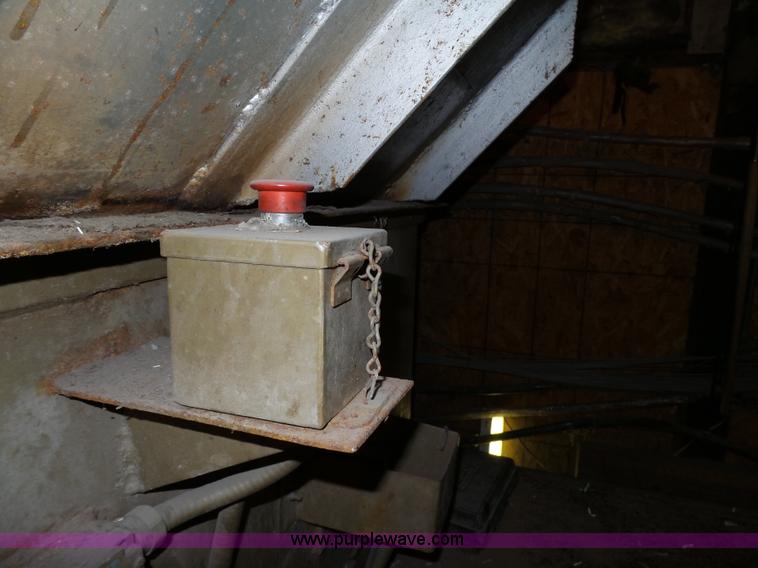 image for item J7371 Piqua waste baler