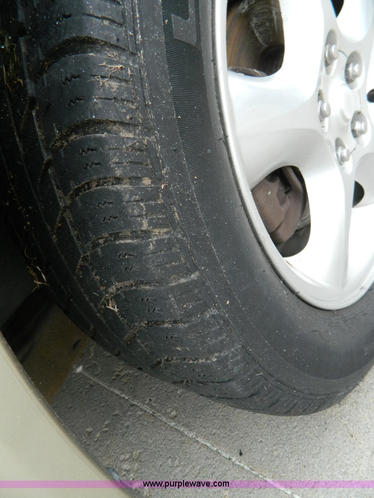 image for item J8816 2000 Ford Taurus SE