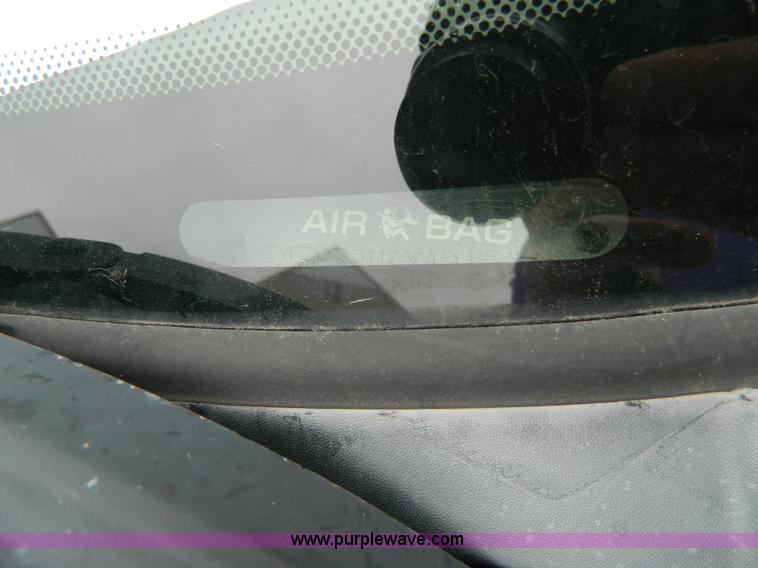 image for item J8816 2000 Ford Taurus SE