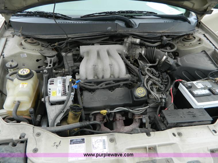 image for item J8816 2000 Ford Taurus SE