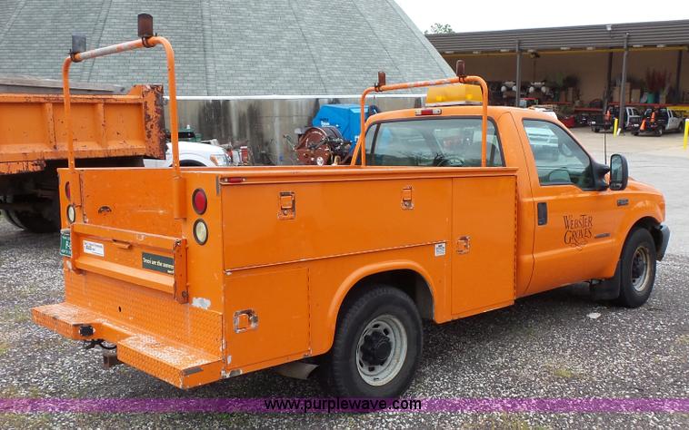 image for item K1455 1999 Ford F250 Super Duty utility truck