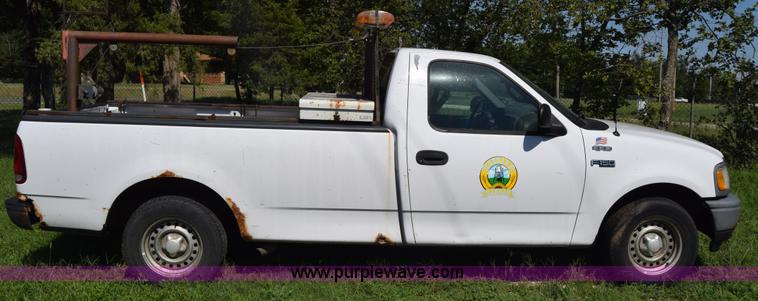 image for item K2851 1997 Ford F150 pickup truck