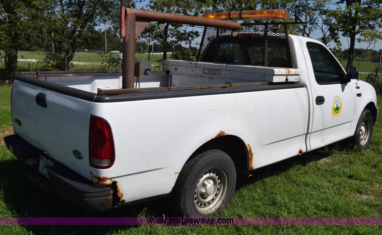 image for item K2851 1997 Ford F150 pickup truck