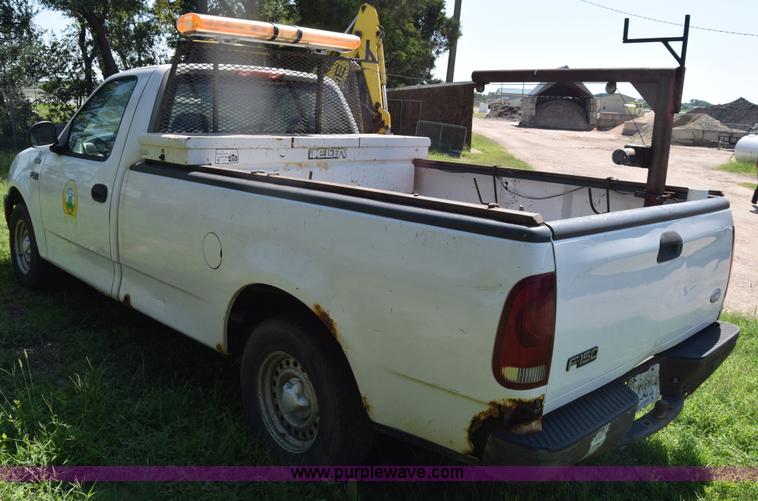 image for item K2851 1997 Ford F150 pickup truck