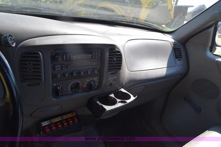 image for item K2851 1997 Ford F150 pickup truck