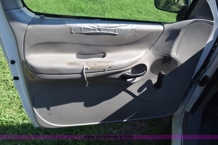 image for item K2851 1997 Ford F150 pickup truck