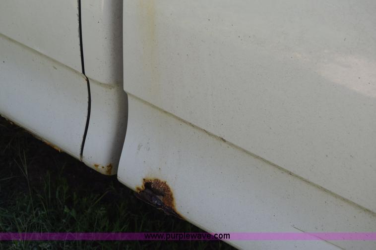 image for item K2851 1997 Ford F150 pickup truck