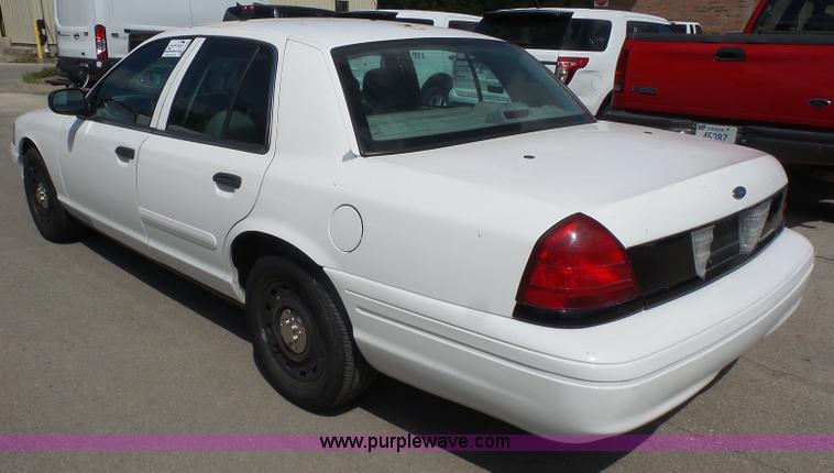 image for item K3735 2003 Ford Crown Victoria Police Interceptor