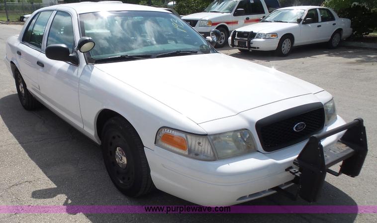 image for item K3735 2003 Ford Crown Victoria Police Interceptor