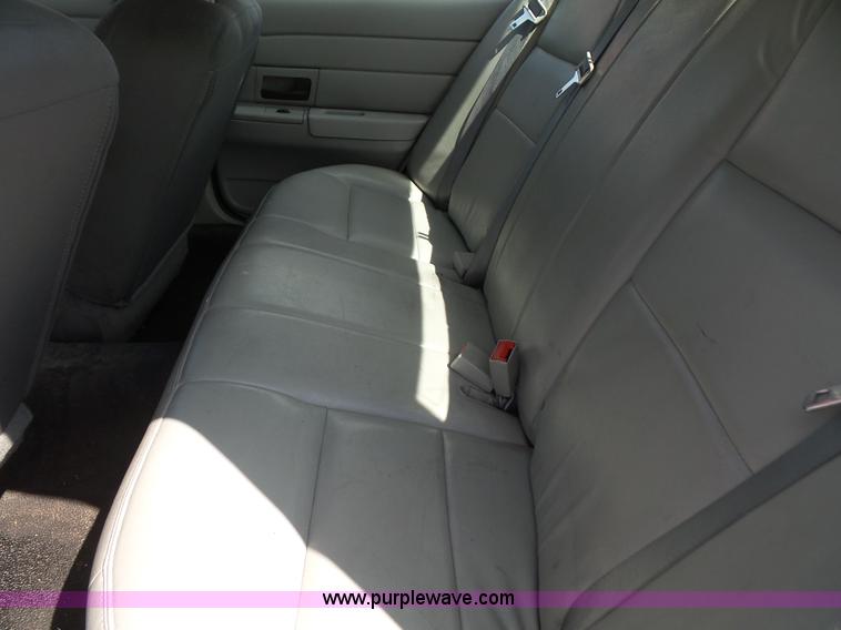 image for item K3735 2003 Ford Crown Victoria Police Interceptor