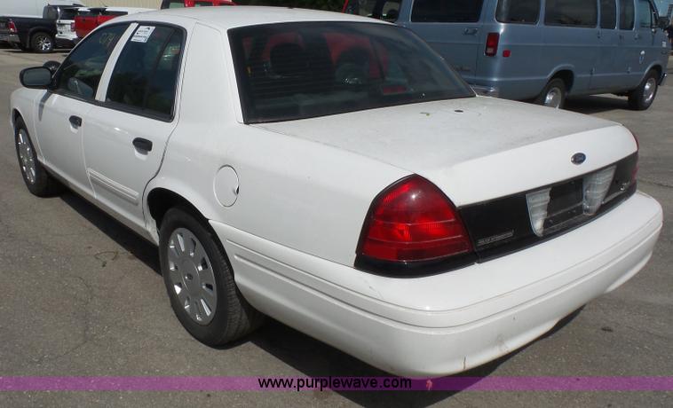 image for item K3746 2010 Ford Crown Victoria Police Interceptor