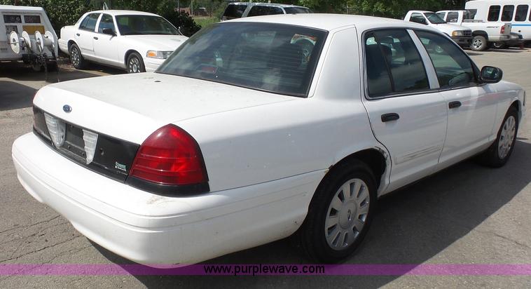 image for item K3746 2010 Ford Crown Victoria Police Interceptor