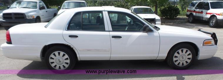 image for item K3746 2010 Ford Crown Victoria Police Interceptor