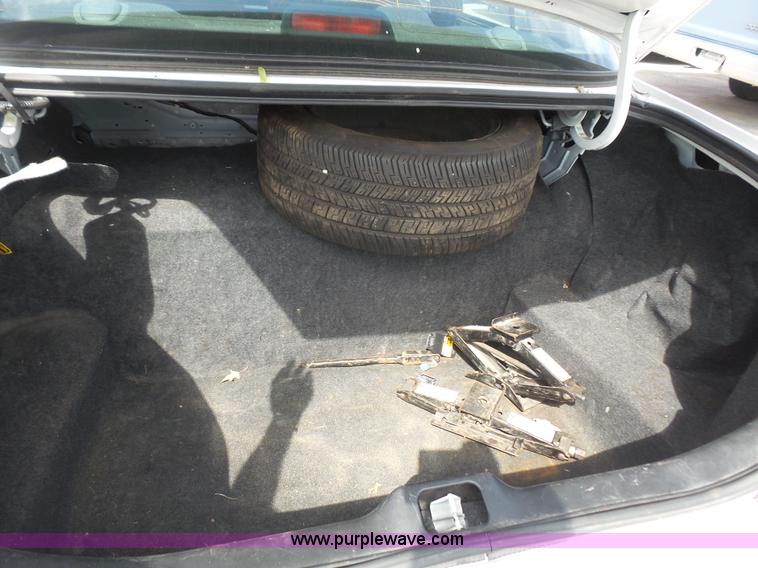 image for item K3746 2010 Ford Crown Victoria Police Interceptor