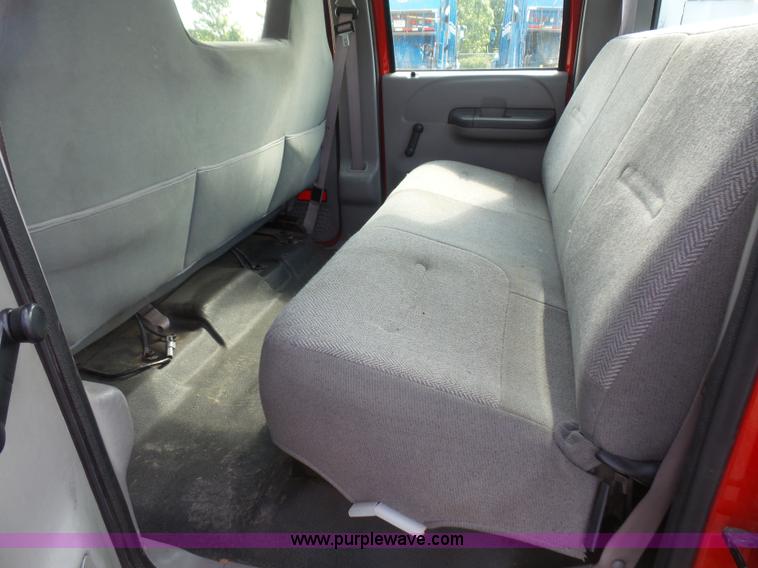 image for item K3747 2001 Ford F250 Super Duty XL Crew Cab pickup truck