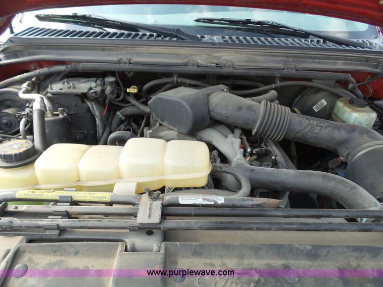 image for item K3747 2001 Ford F250 Super Duty XL Crew Cab pickup truck