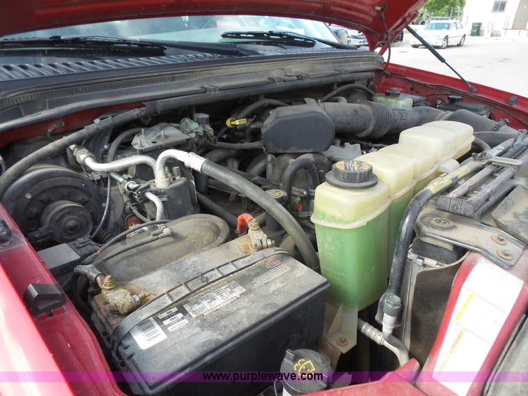 image for item K3747 2001 Ford F250 Super Duty XL Crew Cab pickup truck