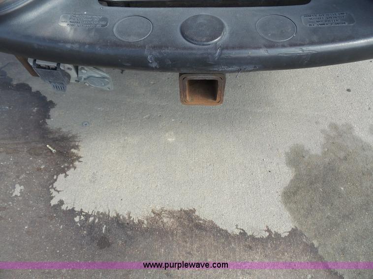 image for item K3747 2001 Ford F250 Super Duty XL Crew Cab pickup truck