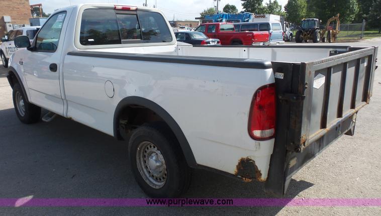 image for item K3748 1997 Ford F150 pickup truck