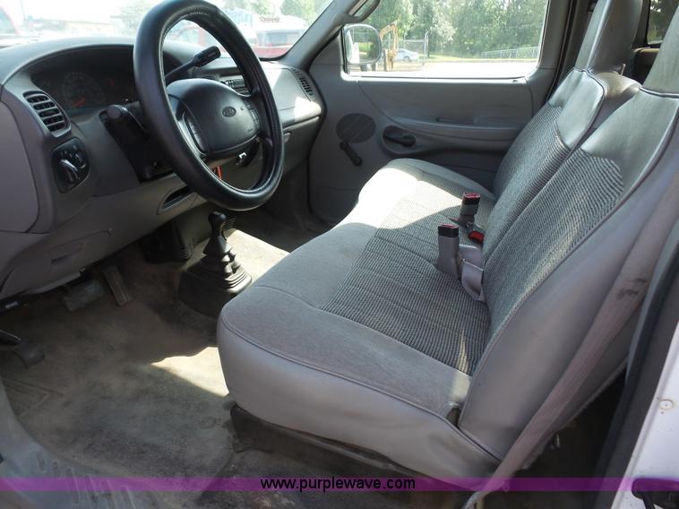 image for item K3748 1997 Ford F150 pickup truck