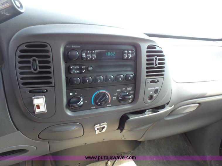 image for item K3748 1997 Ford F150 pickup truck