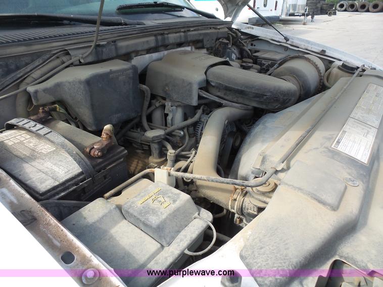 image for item K3748 1997 Ford F150 pickup truck