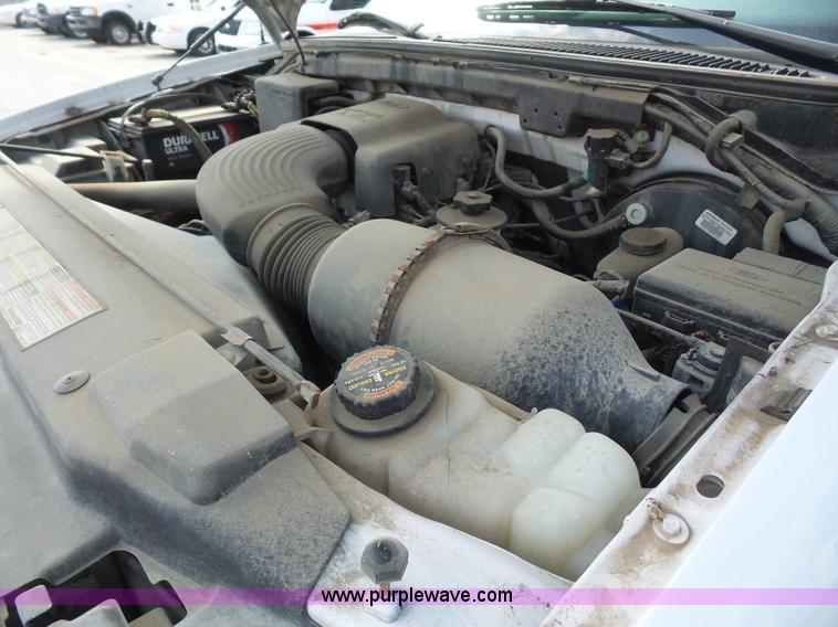 image for item K3748 1997 Ford F150 pickup truck