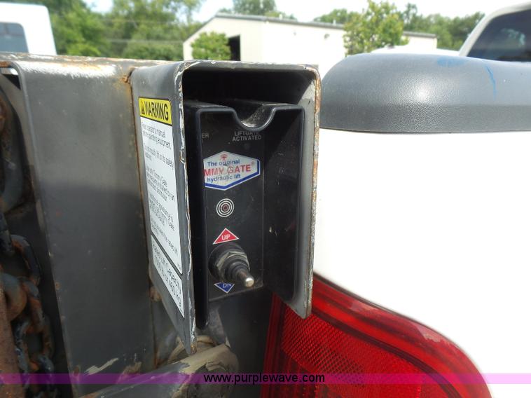 image for item K3748 1997 Ford F150 pickup truck