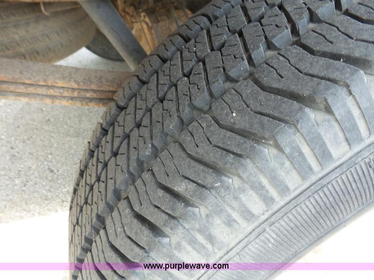 image for item K3748 1997 Ford F150 pickup truck