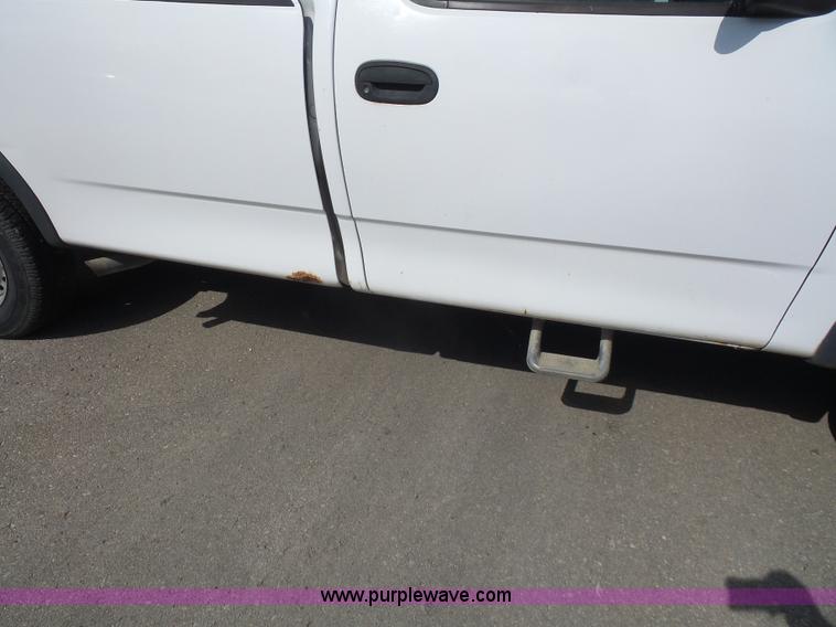 image for item K3748 1997 Ford F150 pickup truck