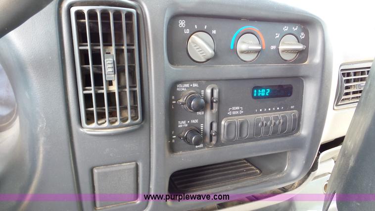 image for item K5250 1999 Chevrolet Express 3500 Cargo school bus